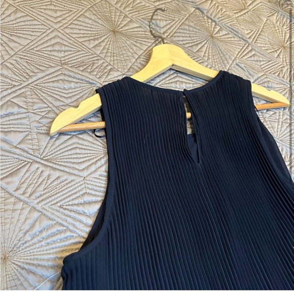 💢 2 for $30 - Zara NWT Sleeveless Blouse/Tank - Picture 9 of 10